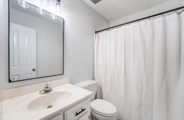 9426 ALEX DICKSON CV, Bartlett, TN 38133
