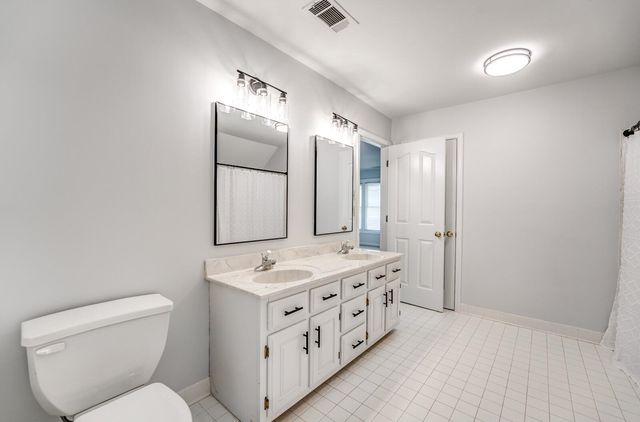 9426 ALEX DICKSON CV, Bartlett, TN 38133