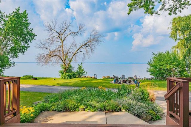 W7742 Lamp Road, Fort Atkinson, WI 53538