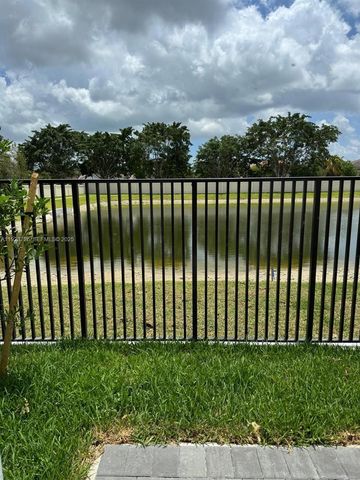 18406 SW 2nd St, Pembroke Pines, FL 33029