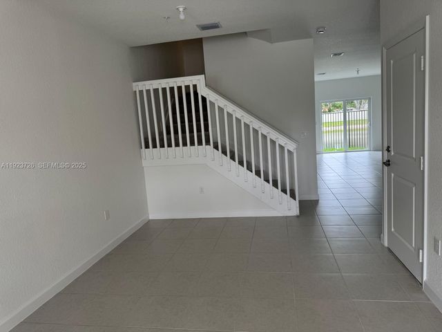 18406 SW 2nd St, Pembroke Pines, FL 33029
