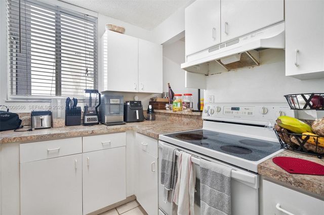 126 SW 17th Rd 507, Miami, FL 33129