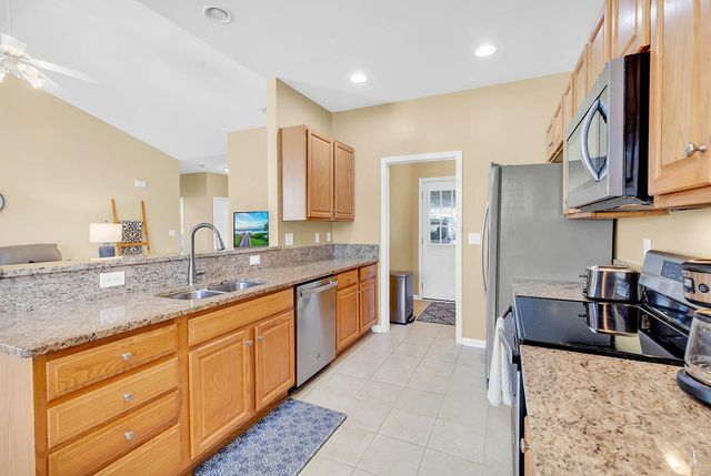 221 Cloverleaf Dr., Longs, SC 29568