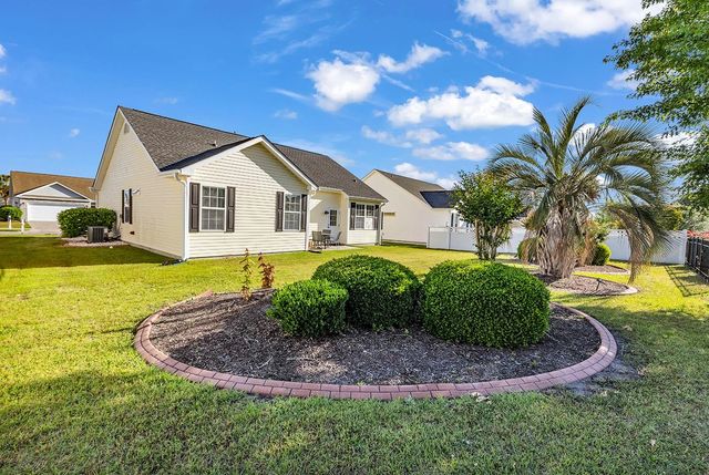 221 Cloverleaf Dr., Longs, SC 29568
