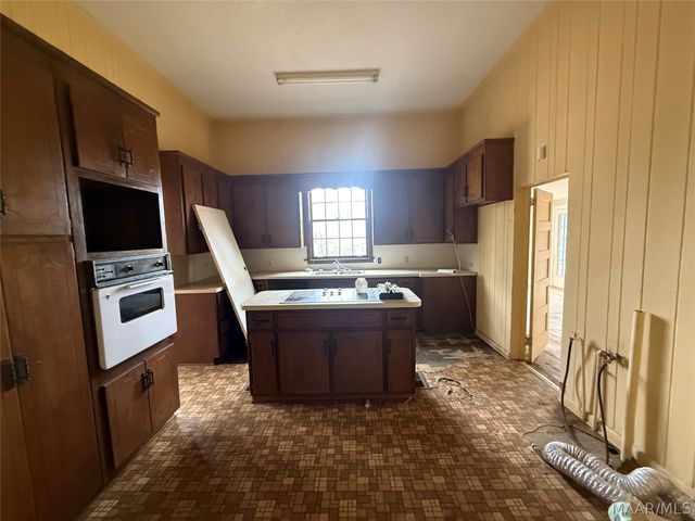 208 MILL Street, Georgiana, AL 36033