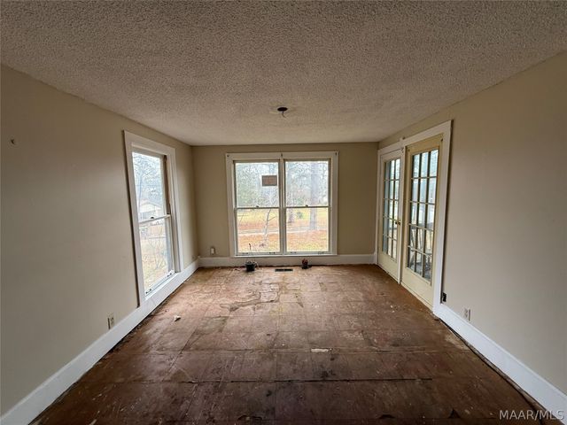 208 MILL Street, Georgiana, AL 36033