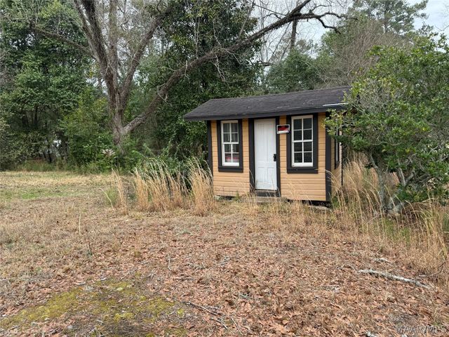 208 MILL Street, Georgiana, AL 36033