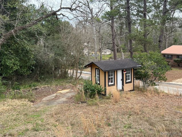 208 MILL Street, Georgiana, AL 36033