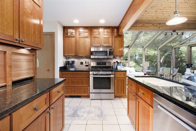 6218 N Loggers Lane, Ludington, MI 49431