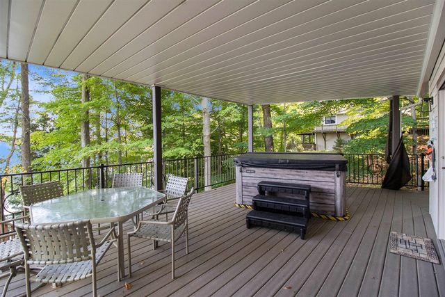 6218 N Loggers Lane, Ludington, MI 49431