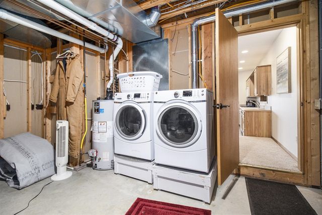 6218 N Loggers Lane, Ludington, MI 49431