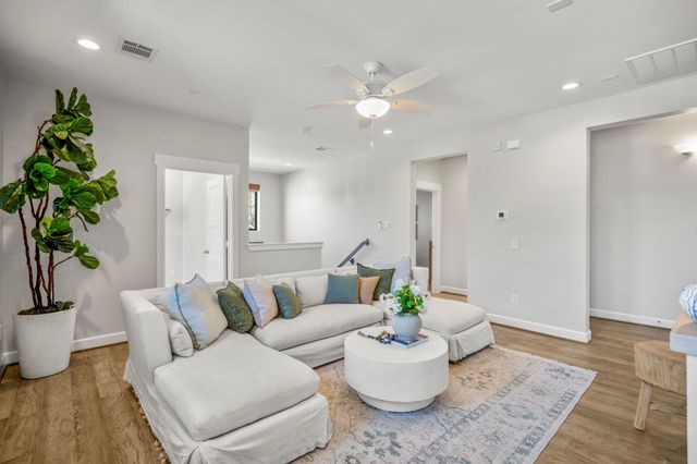 21255 Hidden Bend Loop, Magnolia, TX 77354