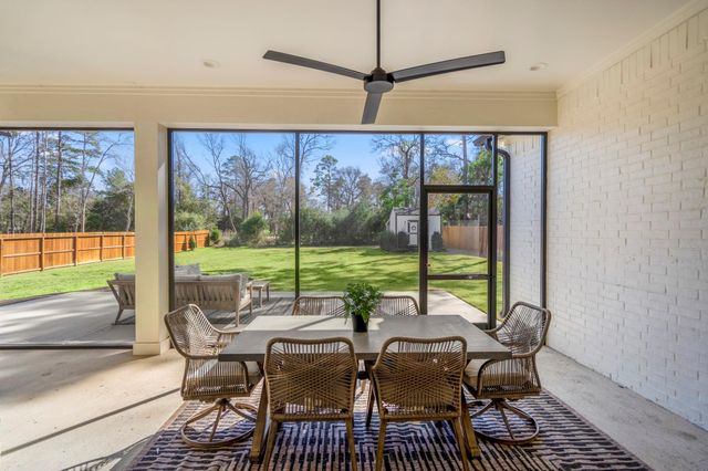 21255 Hidden Bend Loop, Magnolia, TX 77354