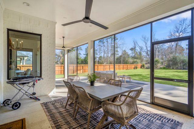 21255 Hidden Bend Loop, Magnolia, TX 77354