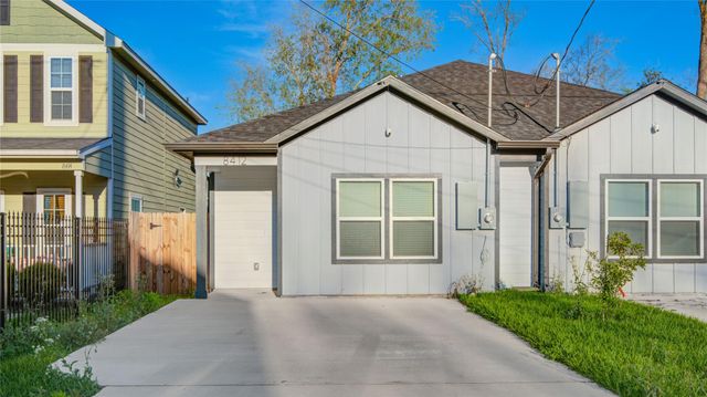 8412 Sunnyhill Street, Houston, TX 77088