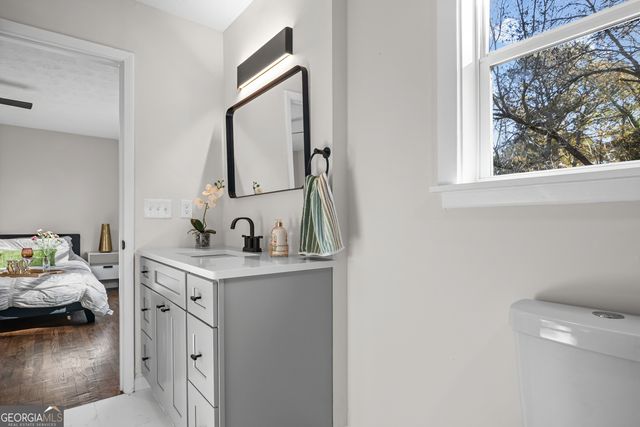 925 Majesty Lane, Morrow, GA 30260