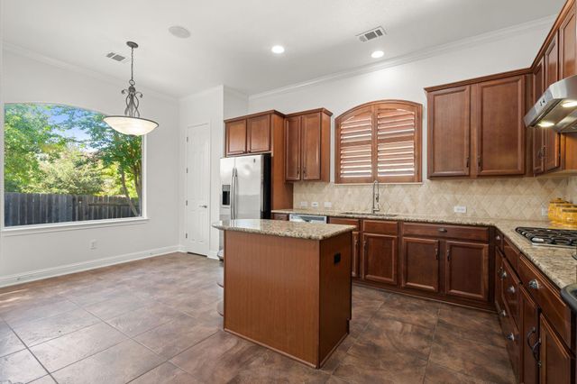 15321 Interlachen DR, Austin, TX 78717