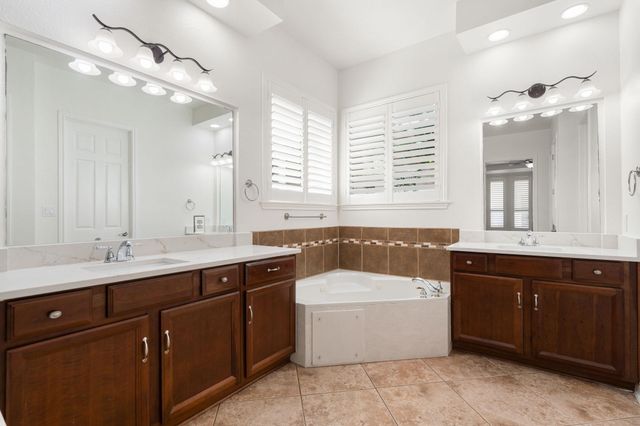 15321 Interlachen DR, Austin, TX 78717