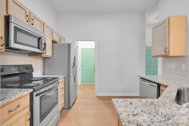 311 Margaret Kelly Court, Charlotte, NC 28216