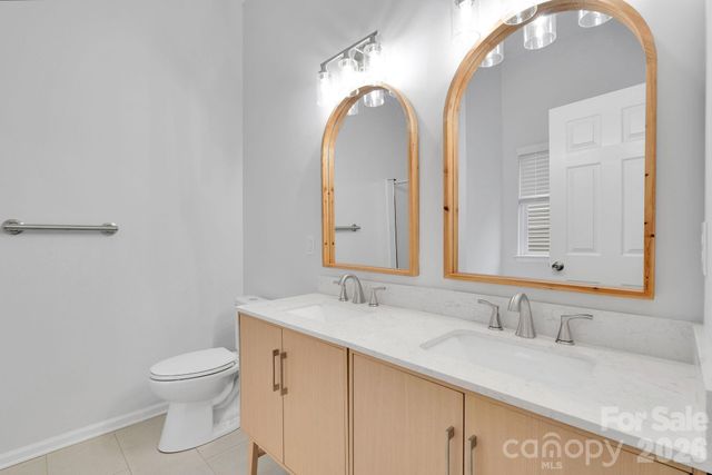 311 Margaret Kelly Court, Charlotte, NC 28216