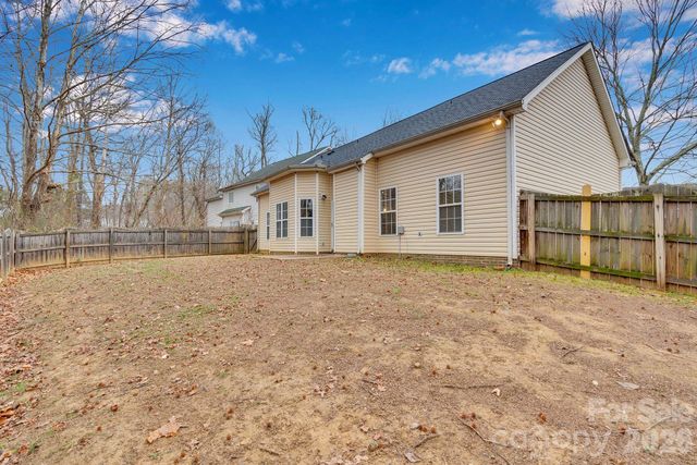 311 Margaret Kelly Court, Charlotte, NC 28216