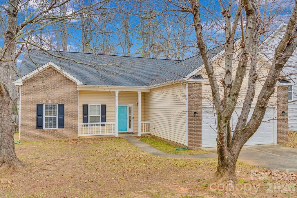311 Margaret Kelly Court, Charlotte, NC 28216