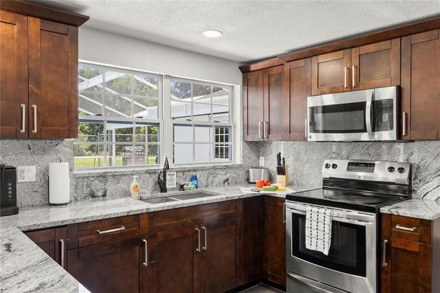 7005 FOUNTAIN AVENUE, Tampa, FL 33634
