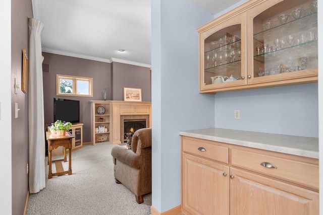 3034 E FALLCREEK LANE, Appleton, WI 54913