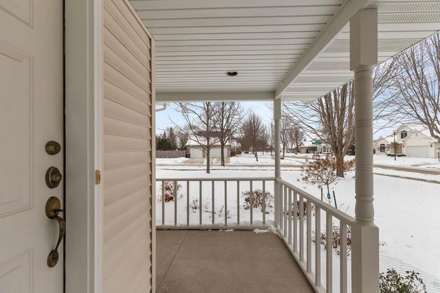 3034 E FALLCREEK LANE, Appleton, WI 54913