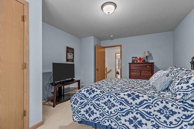 3034 E FALLCREEK LANE, Appleton, WI 54913