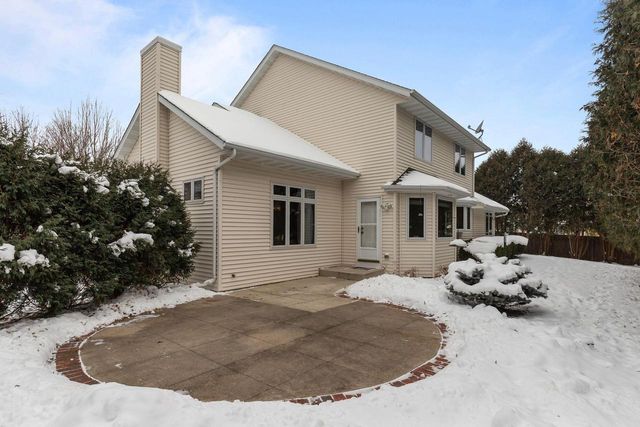 3034 E FALLCREEK LANE, Appleton, WI 54913