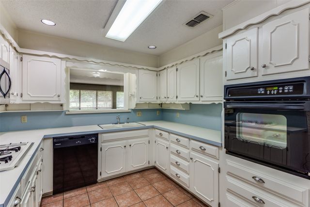 1412 Cherry Lane, Colleyville, TX 76034