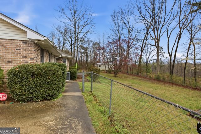 304 Beaver Brook Drive, Toccoa, GA 30577