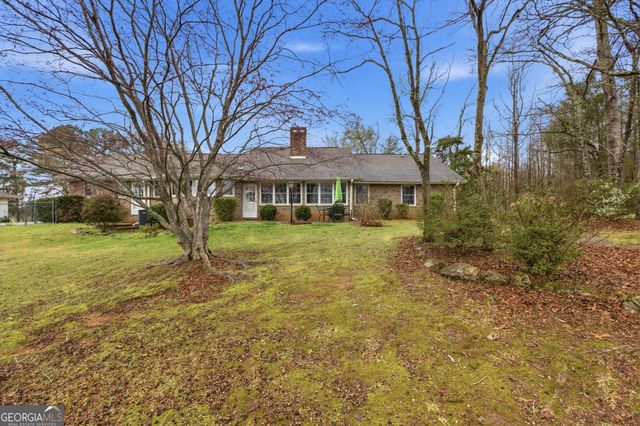 304 Beaver Brook Drive, Toccoa, GA 30577