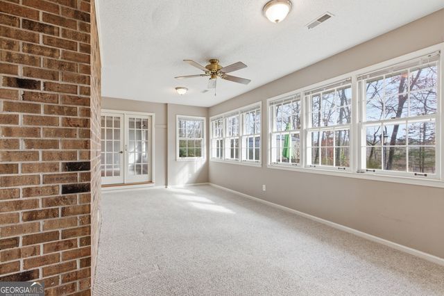 304 Beaver Brook Drive, Toccoa, GA 30577