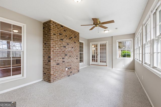 304 Beaver Brook Drive, Toccoa, GA 30577