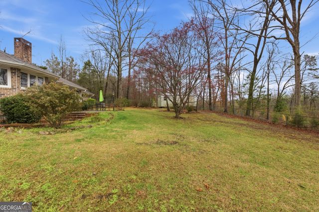 304 Beaver Brook Drive, Toccoa, GA 30577