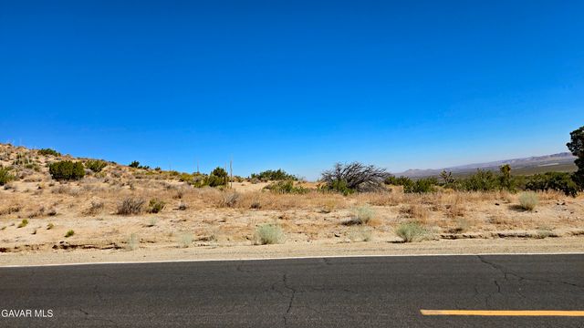 Cor Avenue W8 & 123th St E., Pearblossom, CA 93553