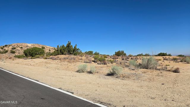 Cor Avenue W8 & 123th St E., Pearblossom, CA 93553