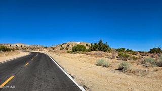 Cor Avenue W8 & 123th St E., Pearblossom, CA 93553