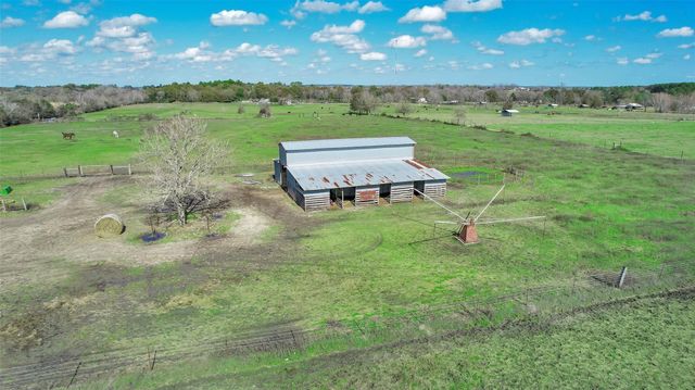 16823 Highway 105 E, Plantersville, TX 77363