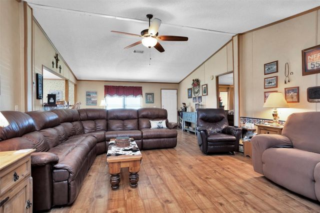 16823 Highway 105 E, Plantersville, TX 77363