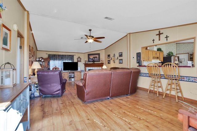 16823 Highway 105 E, Plantersville, TX 77363