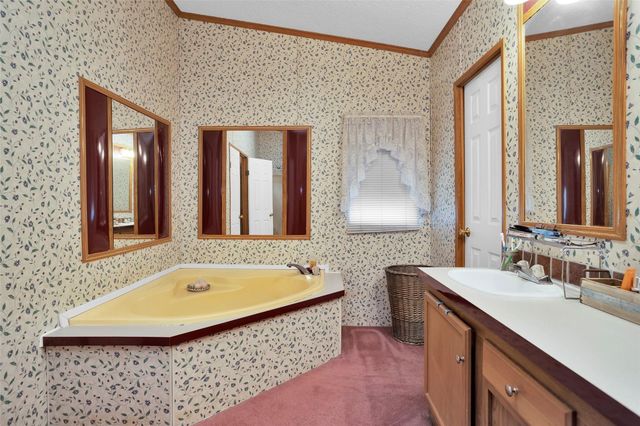 16823 Highway 105 E, Plantersville, TX 77363