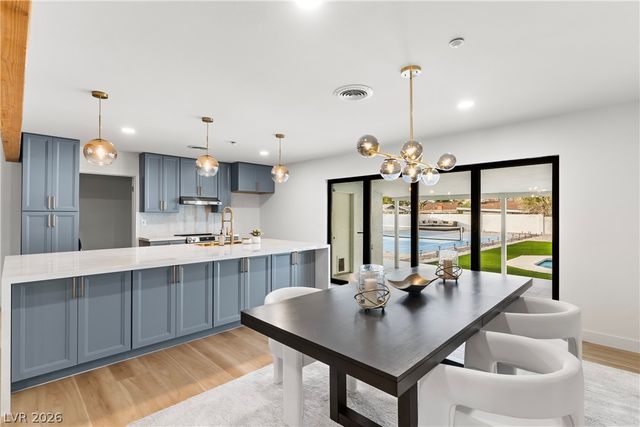 2106 West Oakey Boulevard, Las Vegas, NV 89102
