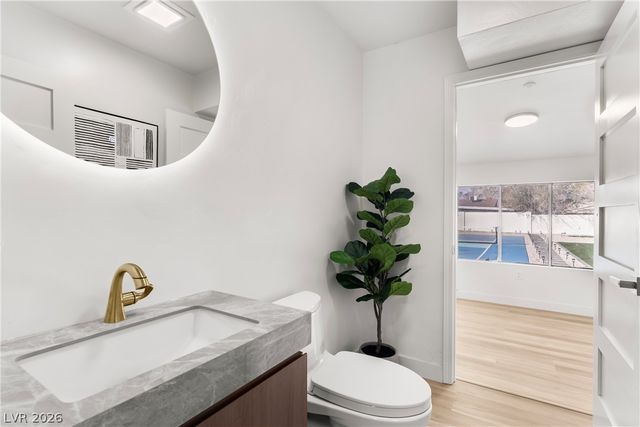 2106 West Oakey Boulevard, Las Vegas, NV 89102