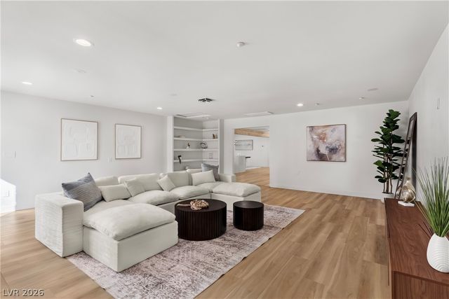 2106 West Oakey Boulevard, Las Vegas, NV 89102