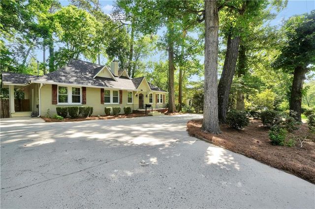 3175 Ingleside Avenue, Macon, GA 31204