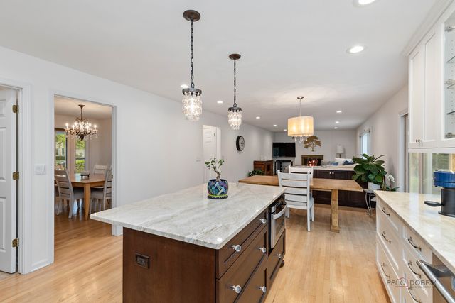 737 Joel Lane, Buffalo Grove, IL 60089