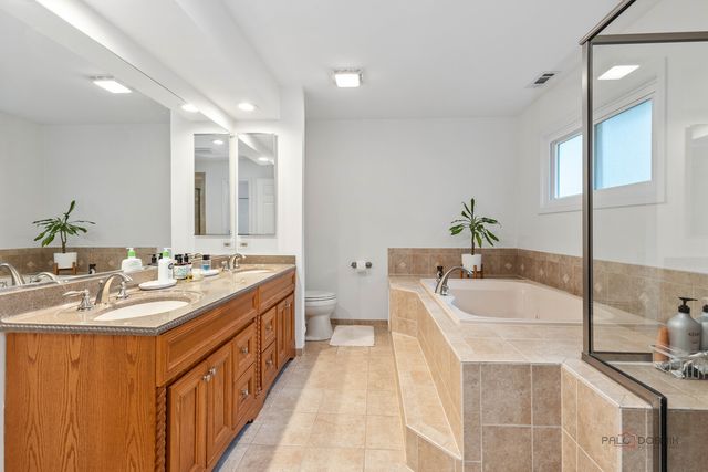 737 Joel Lane, Buffalo Grove, IL 60089